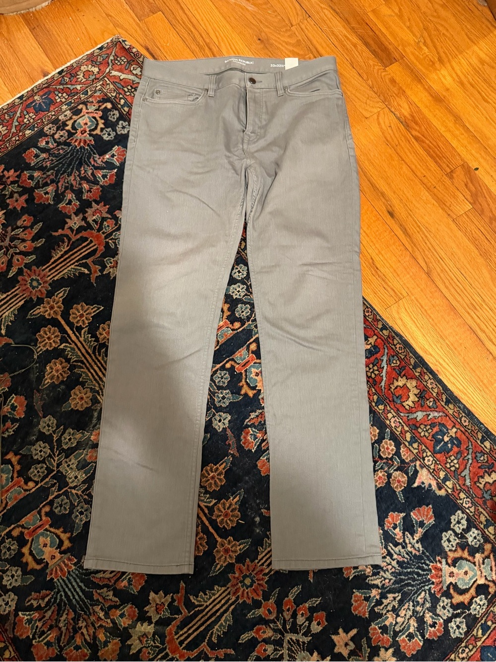 Banana Republic Traveler Pants in Charcoal Gray